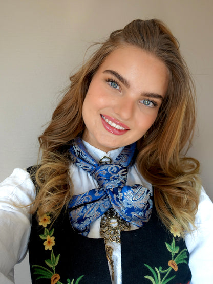 MAI SKJERF #9
